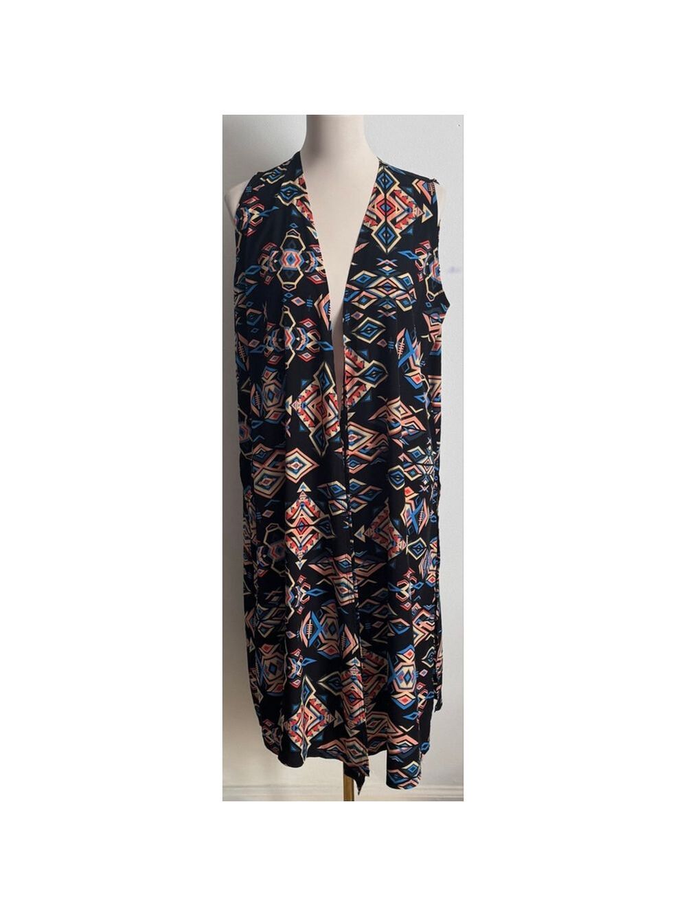 Women's LuLaRoe Black Multicolor Geometric Joy Vest M